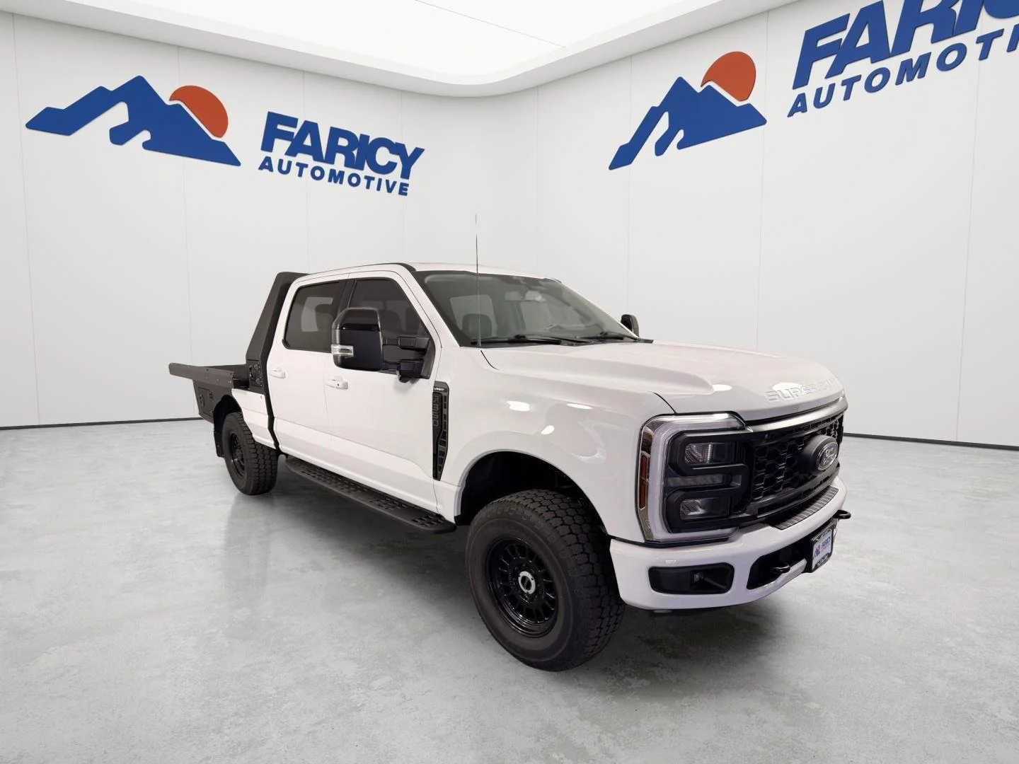 Used 2024 Oxford White Ford LARIAT image 9