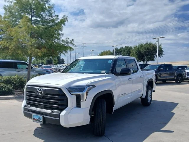 New 2026 Ice Cap Toyota SR5 image 8
