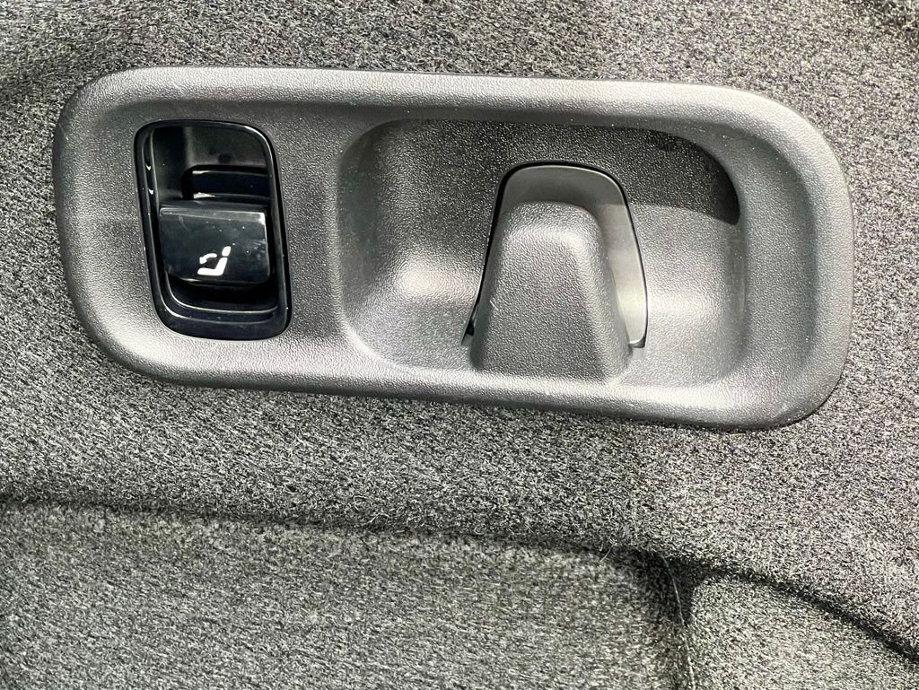 Certified Used 2023  Mercedes-Benz C 300 image 39