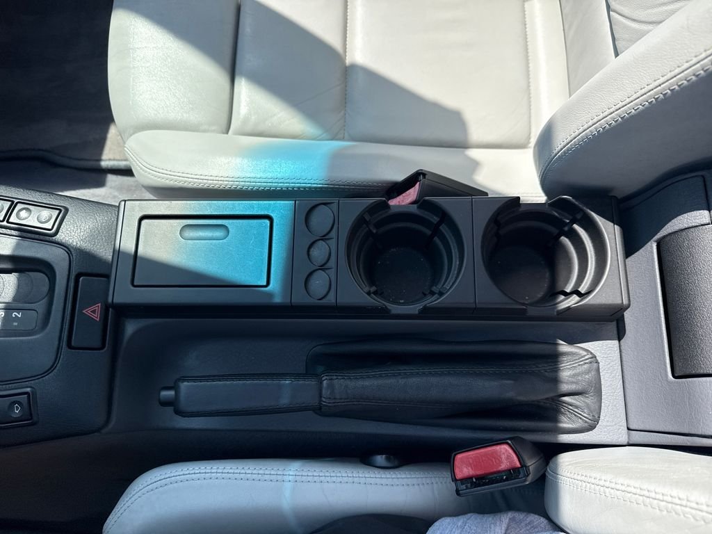 Used 1999  BMW Base image 18