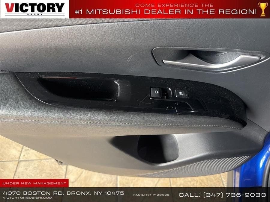 Used 2023 Blue Hyundai Limited image 29