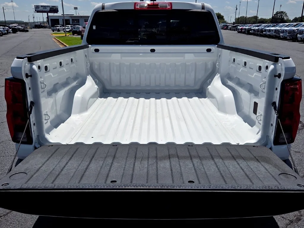 Used 2024 Summit White Chevrolet Trail Boss image 12
