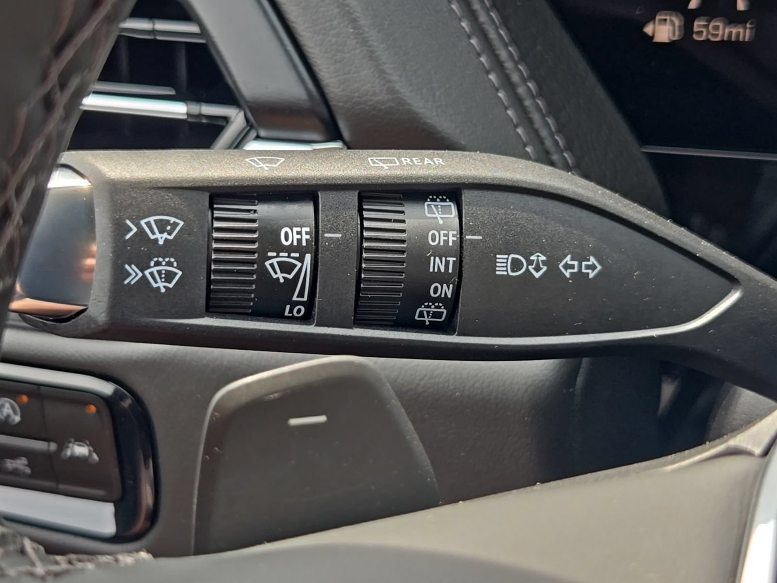 2026 GMC Yukon XL Denali - Photo 38