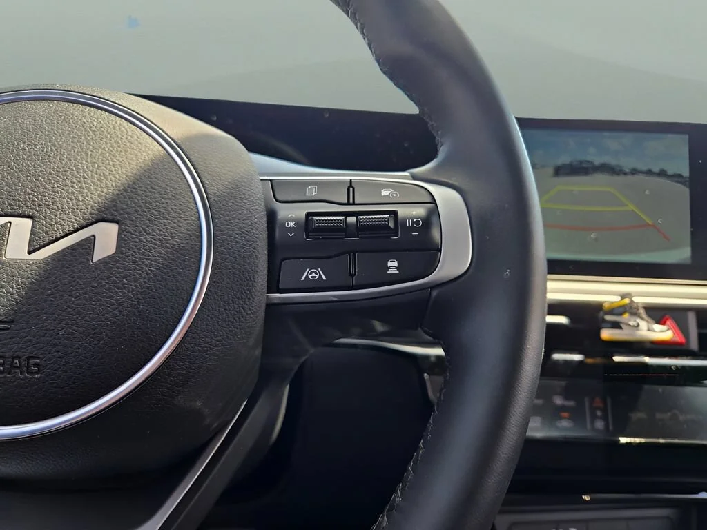 2025 Kia K5 GT-Line - Photo 26