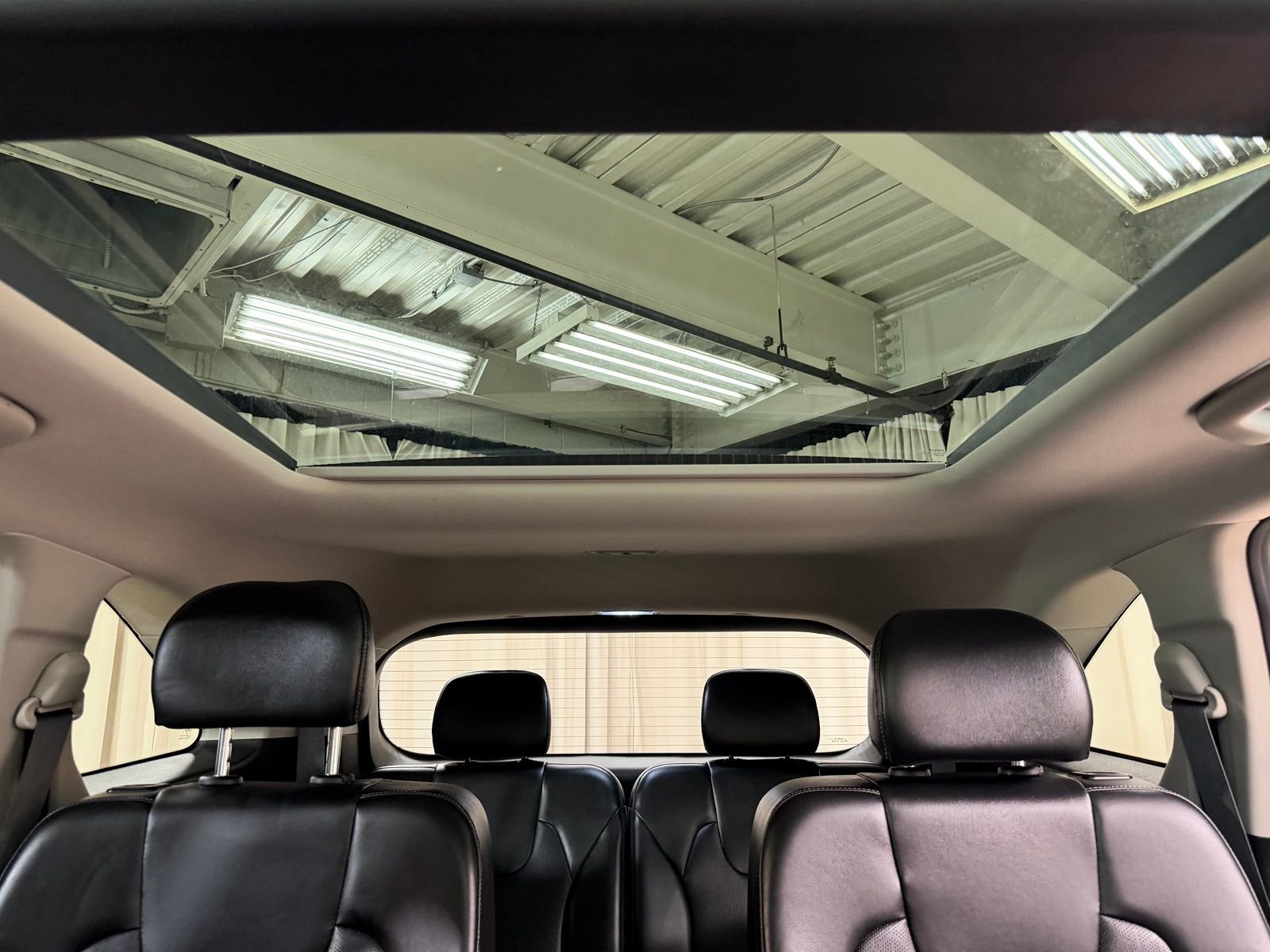 Used 2023 Silver Kia SX image 37