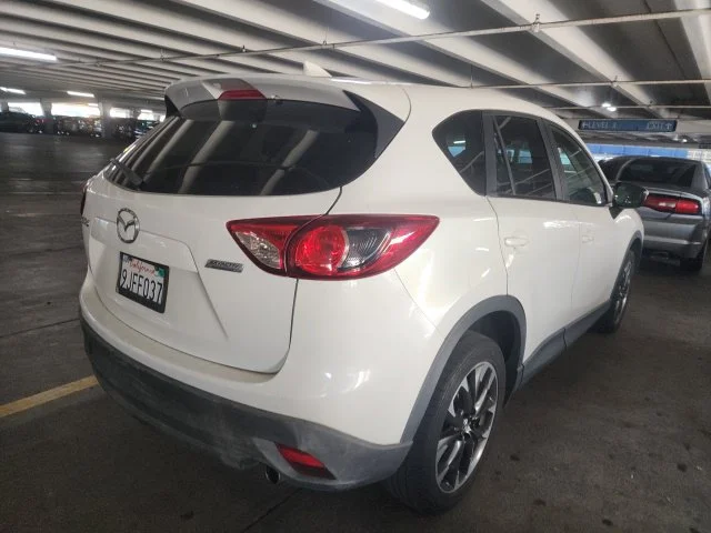 Used 2016 White Mazda Grand Touring image 2