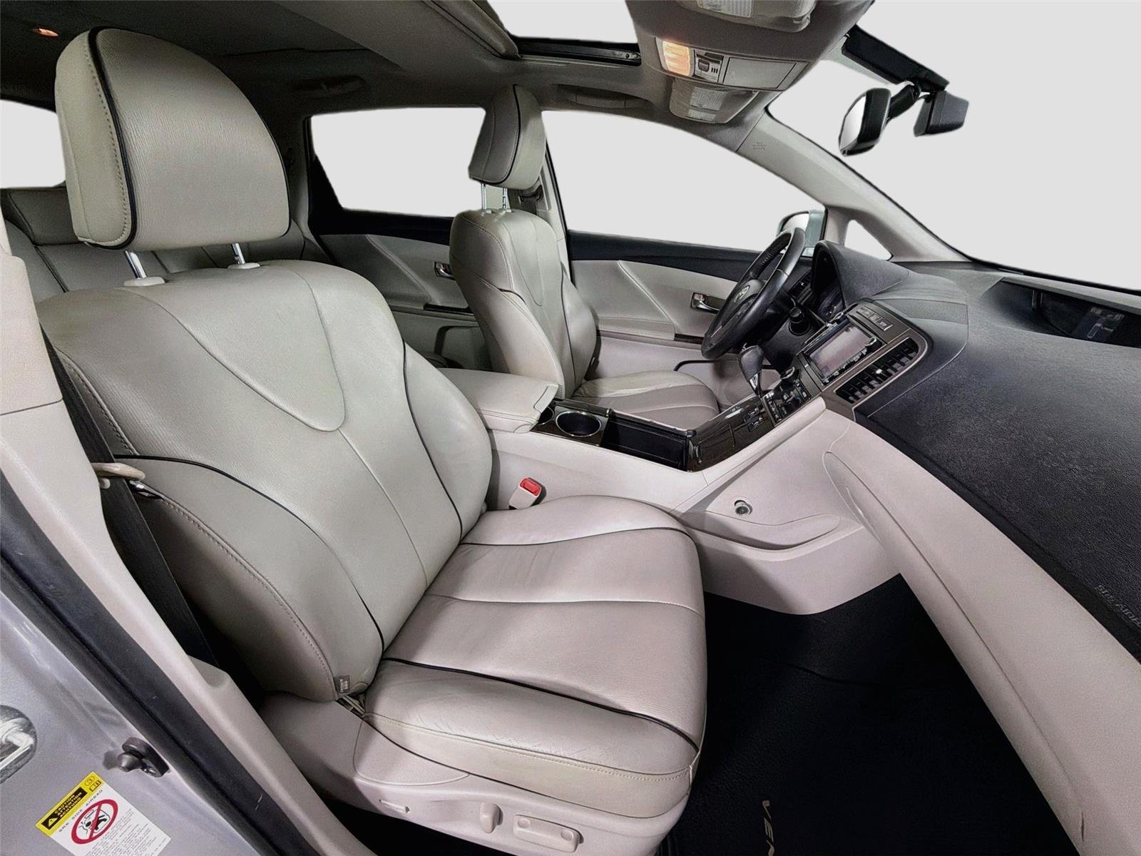 Used 2013 Classic Silver Metallic Toyota Limited image 28