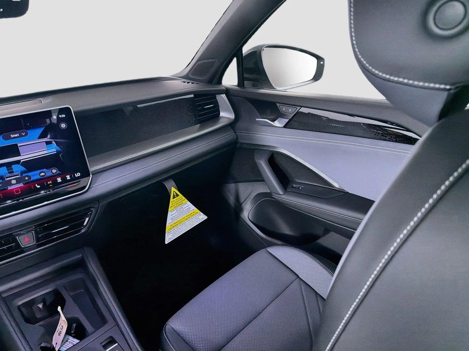 New 2026 Sandstone w/Deep Black Roof Volkswagen SE R-Line Black image 22