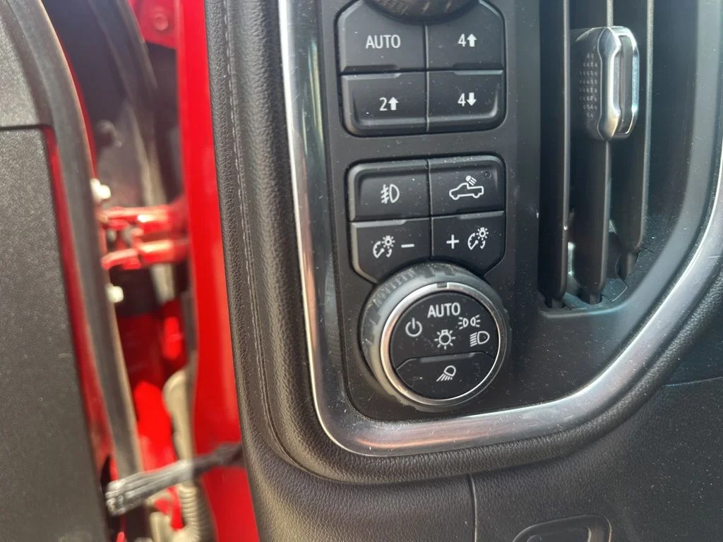 Used 2022 Red Chevrolet LTZ image 10