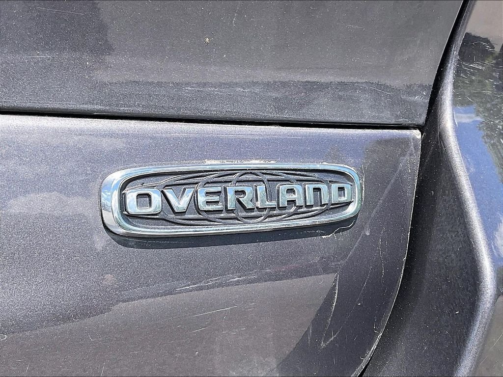 Used 2023 Baltic Gray Metallic Clearcoat Jeep Overland image 28