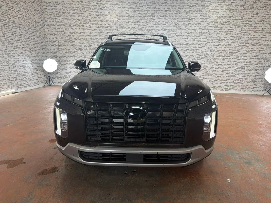 Used 2024 Abyss Black Pearl Hyundai SEL image 2