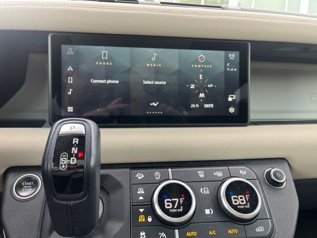 Used 2020 Tasman Blue Metallic Land Rover SE image 16