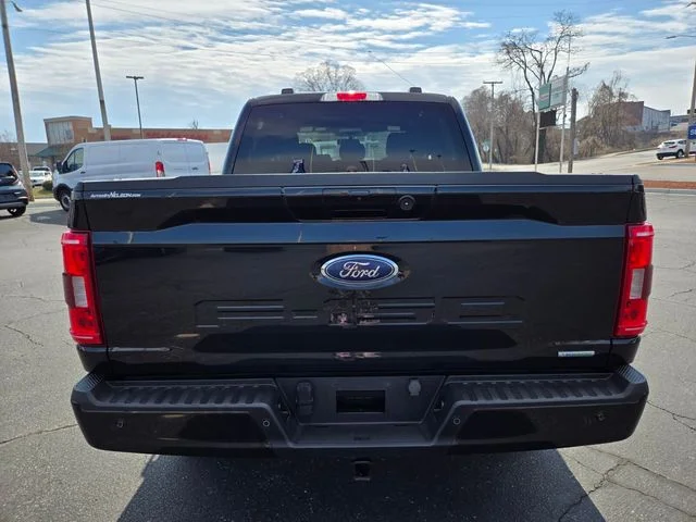 Used 2023 Black Ford XLT image 7