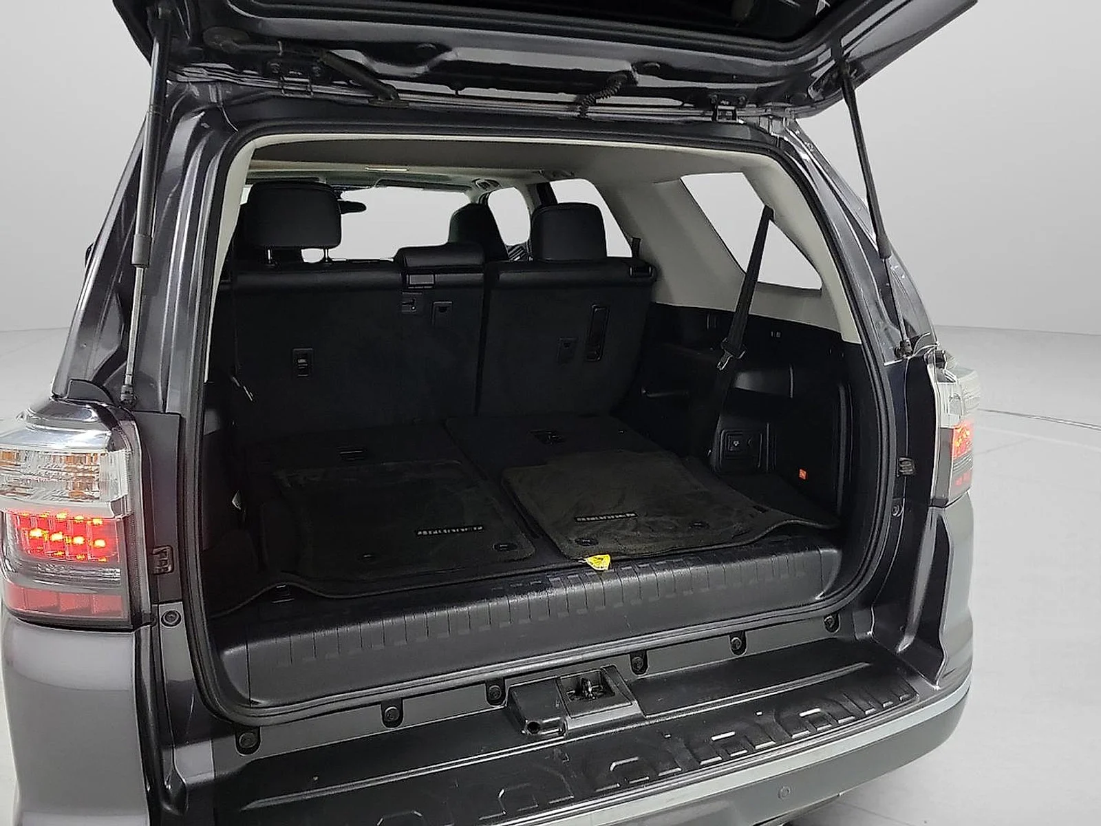 Certified Used 2018 Gray Toyota Limited image 7