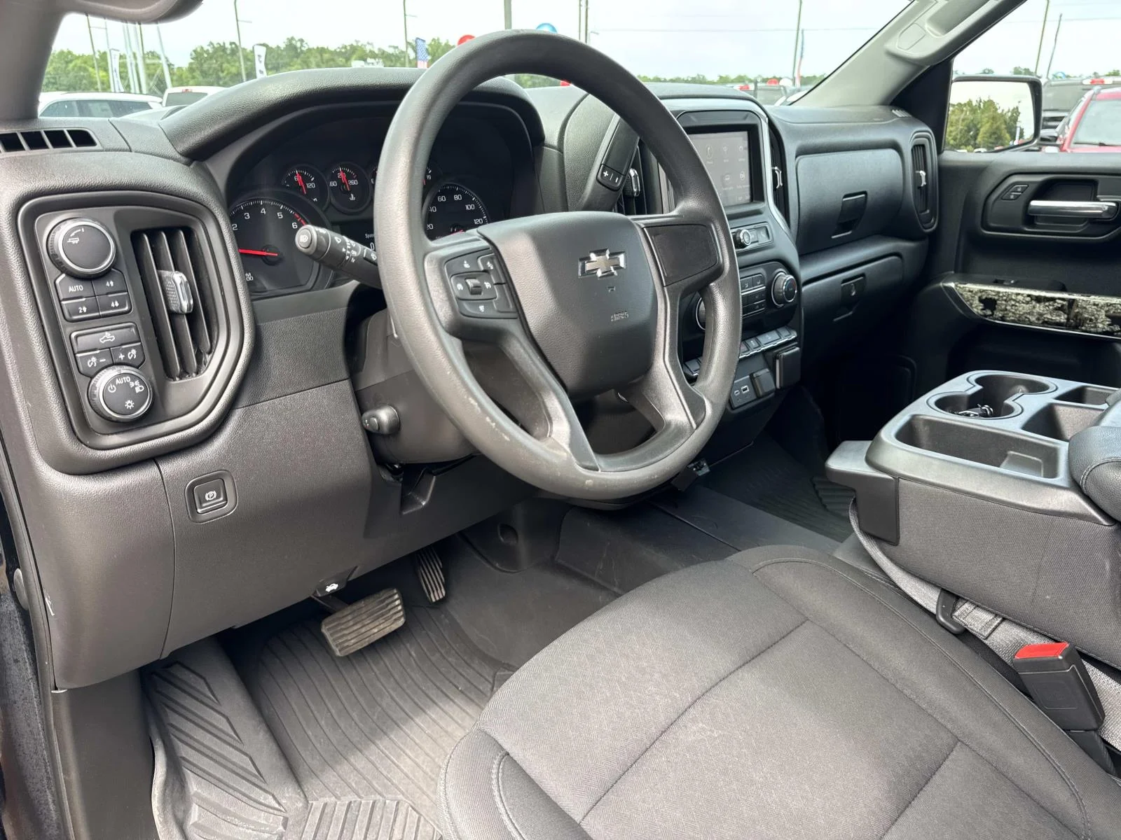 Used 2023 BLACK Chevrolet Custom Trail Boss image 17
