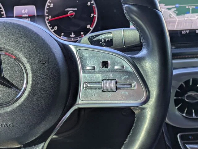 Used 2022 White Mercedes-Benz G 550 image 20
