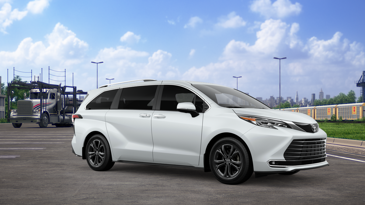 New 2026 Wind Chill Pearl Toyota Platinum image 14