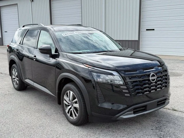 2026 Nissan Pathfinder SL - Photo 9