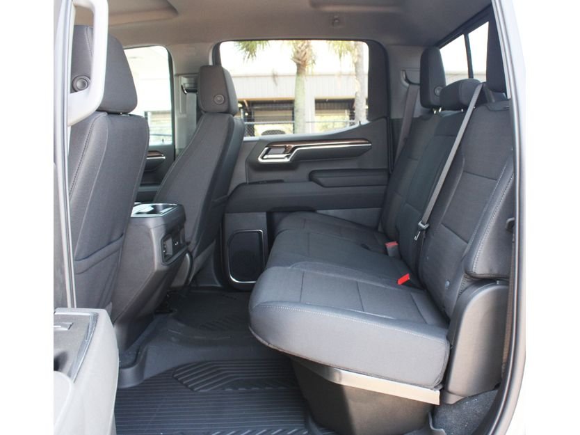 2026 Chevrolet Silverado 1500 LT - Photo 15