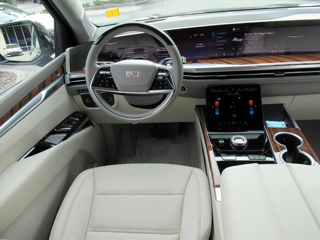 2026 Cadillac Escalade Platinum Sport - Photo 14