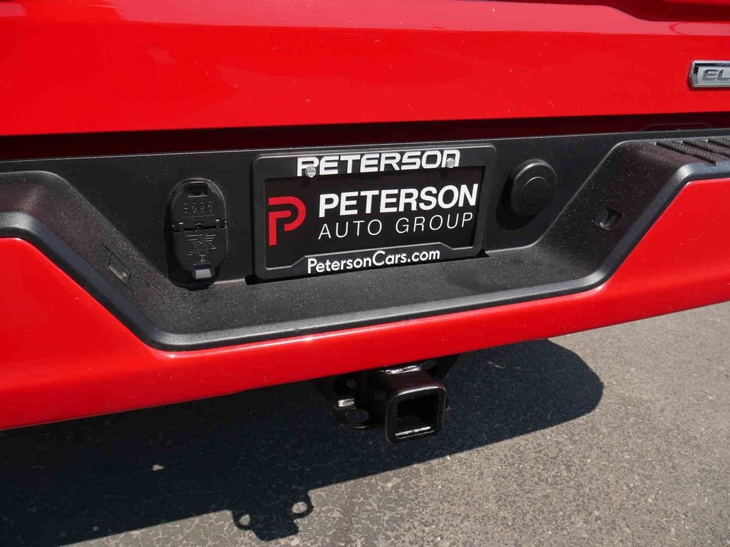 Used 2025 Red GMC Elevation image 10