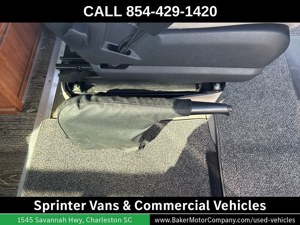 Used 2016 Gray Mercedes-Benz Road Trek image 63