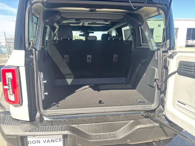 New 2026 Avalanche Gray Ford Badlands® image 22