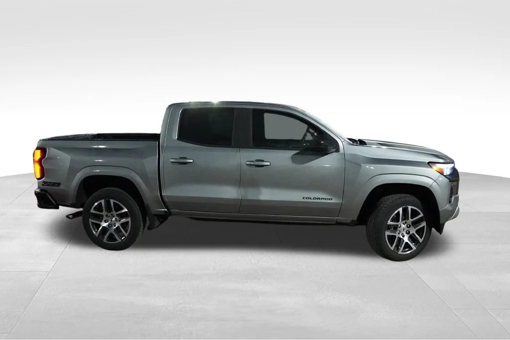 Used 2023 Sterling Gray Metallic Chevrolet Z71 image 2