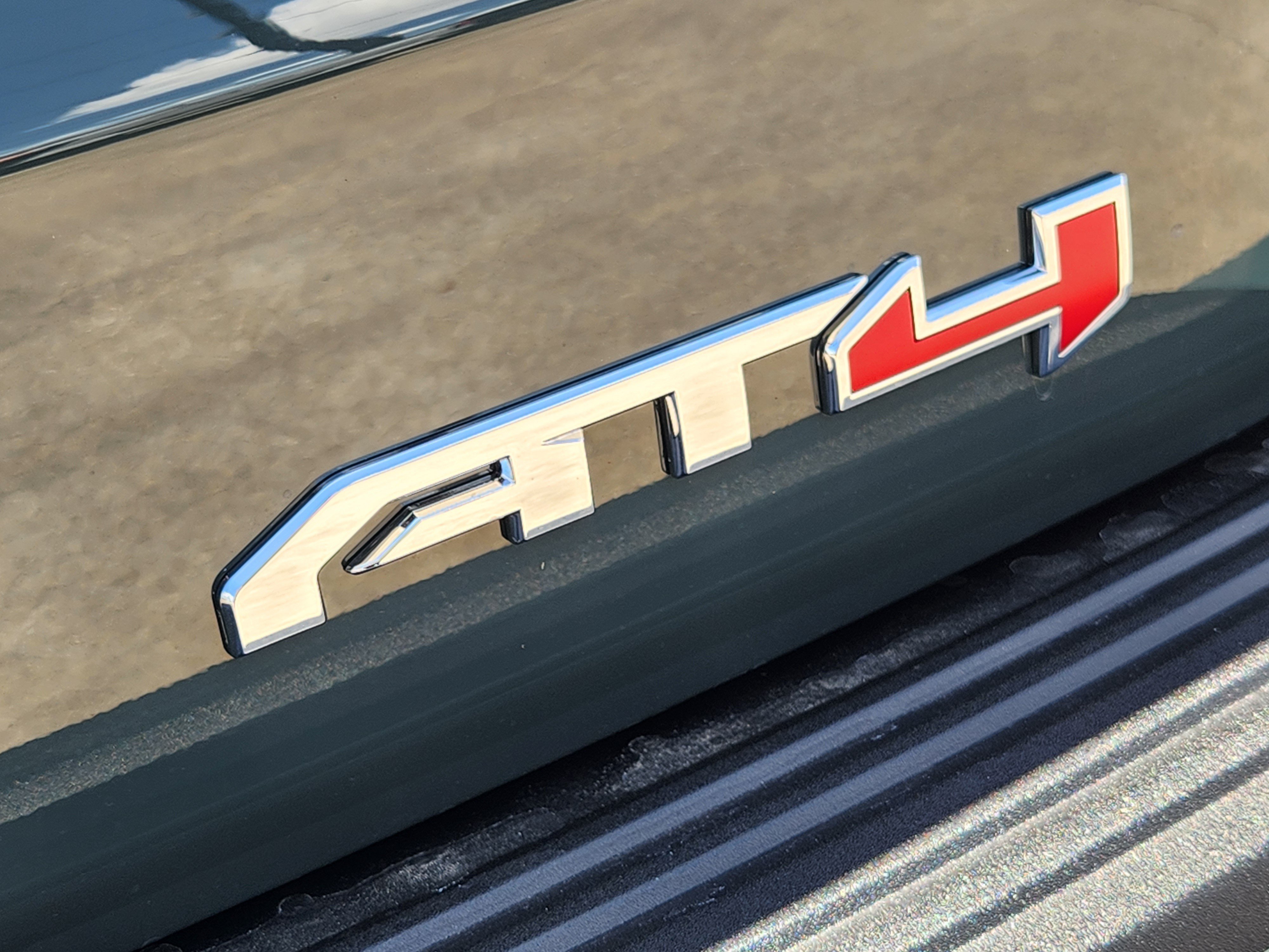 New 2026 Midnight Pine GMC AT4 Ultimate image 8