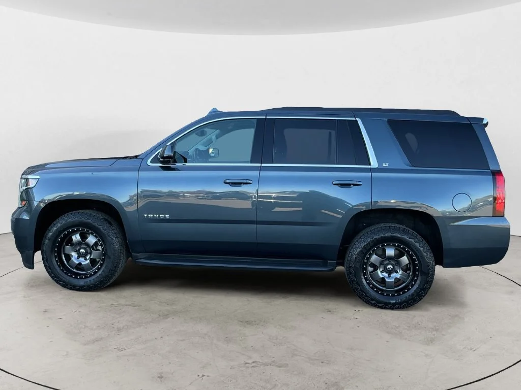 Used 2019 SHADOW GRAY METALLIC Chevrolet LT image 12