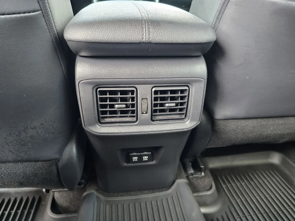 Used 2020 Super White Toyota XLE Premium image 25