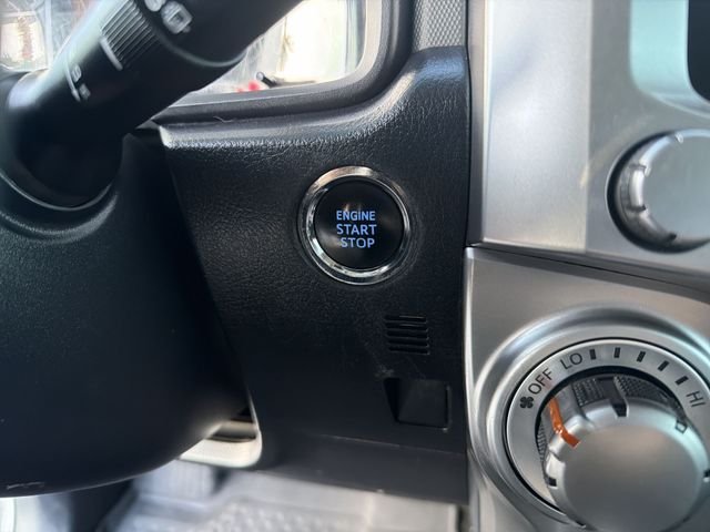 2022 Toyota 4Runner SR5 - Photo 15