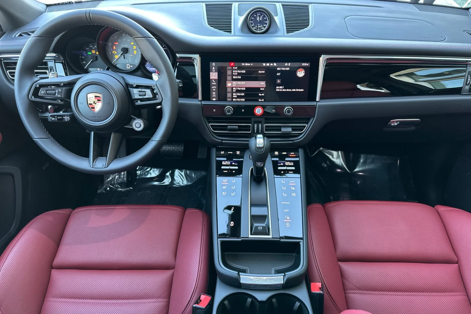 2026 Porsche Macan S - Photo 6