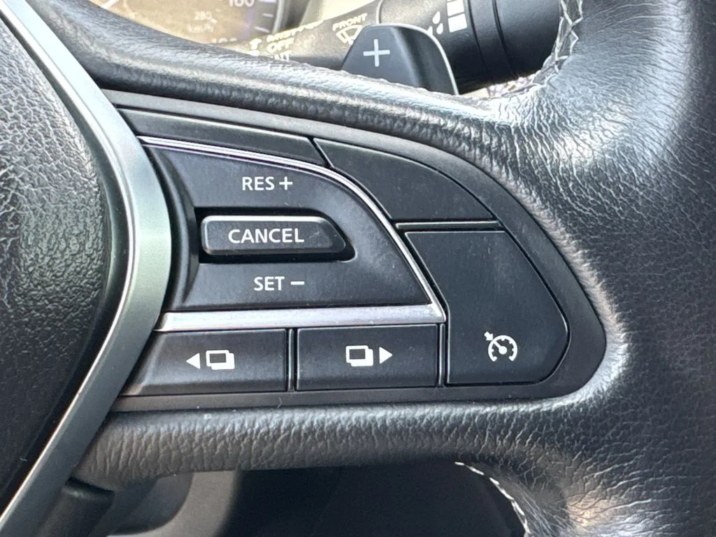 Used 2017 Blue INFINITI Red Sport 400 image 30