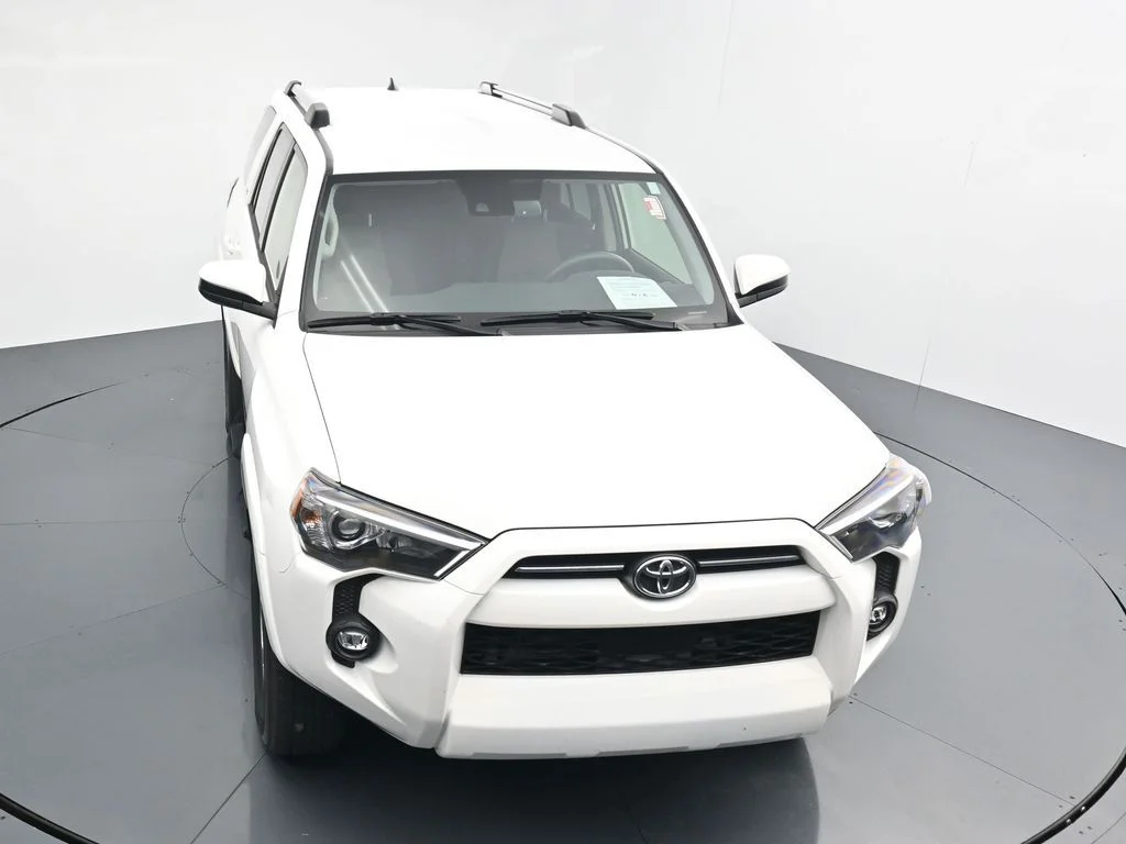 Used 2023 White Toyota SR5 image 10