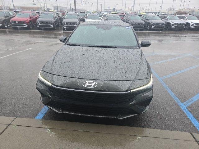 New 2026 Amazon Gray Hyundai SEL Sport image 6