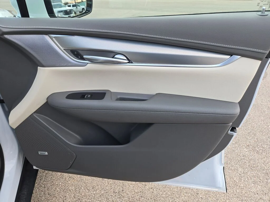 2025 Cadillac XT5 Premium Luxury - Photo 6
