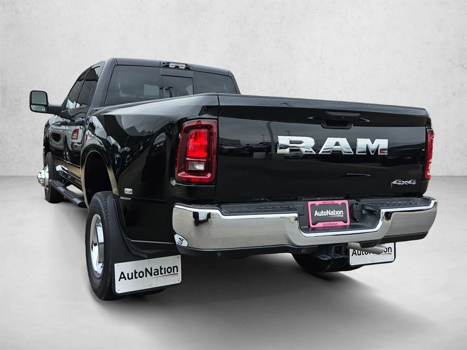 New 2026 Diamond Black Crystal Pearlcoat Ram Tradesman image 9