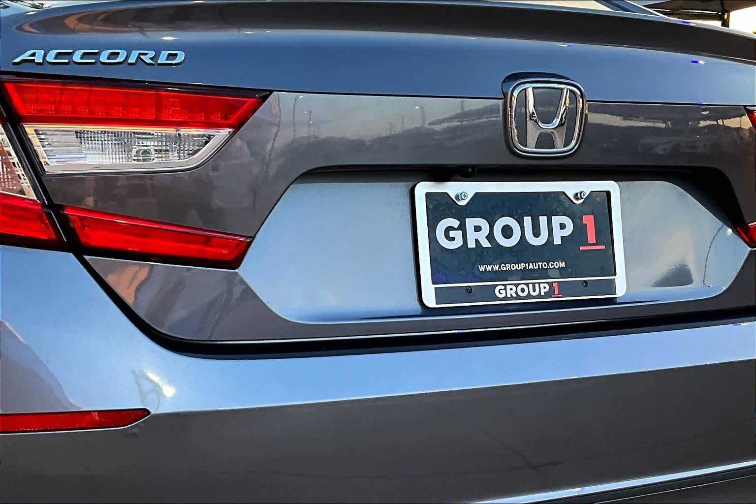 Used 2020 Modern Steel Metallic Honda LX image 28