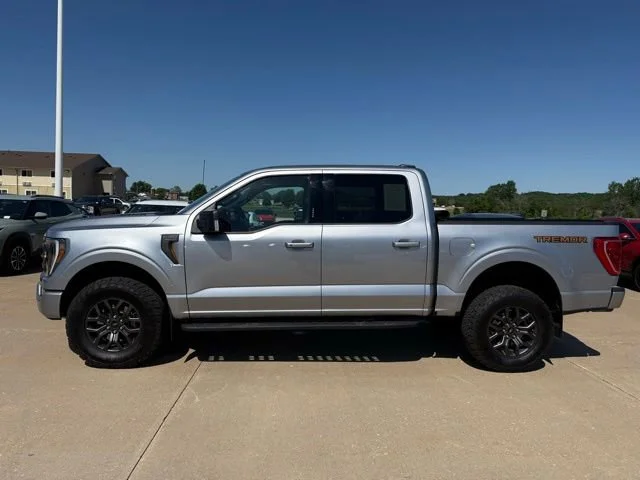 Used 2023 Gray Ford XL image 7