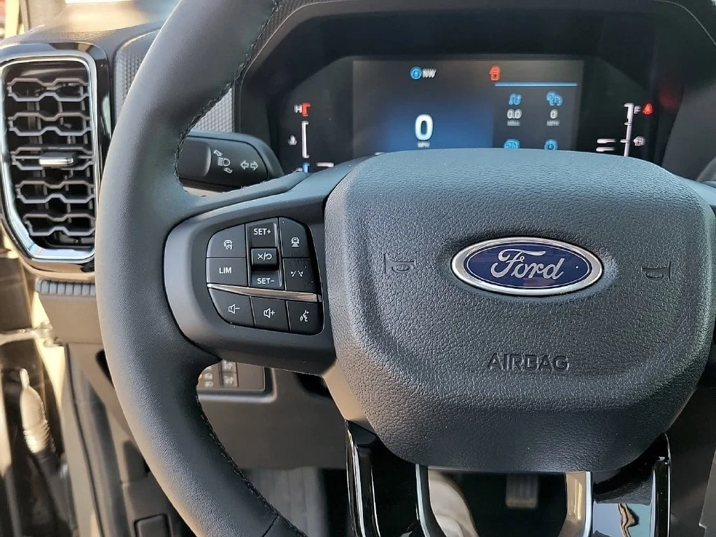New 2026 Marsh Gray Ford XLT image 23