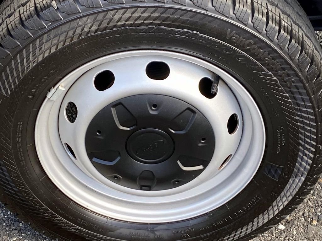 Used 2023 White Ford  image 26