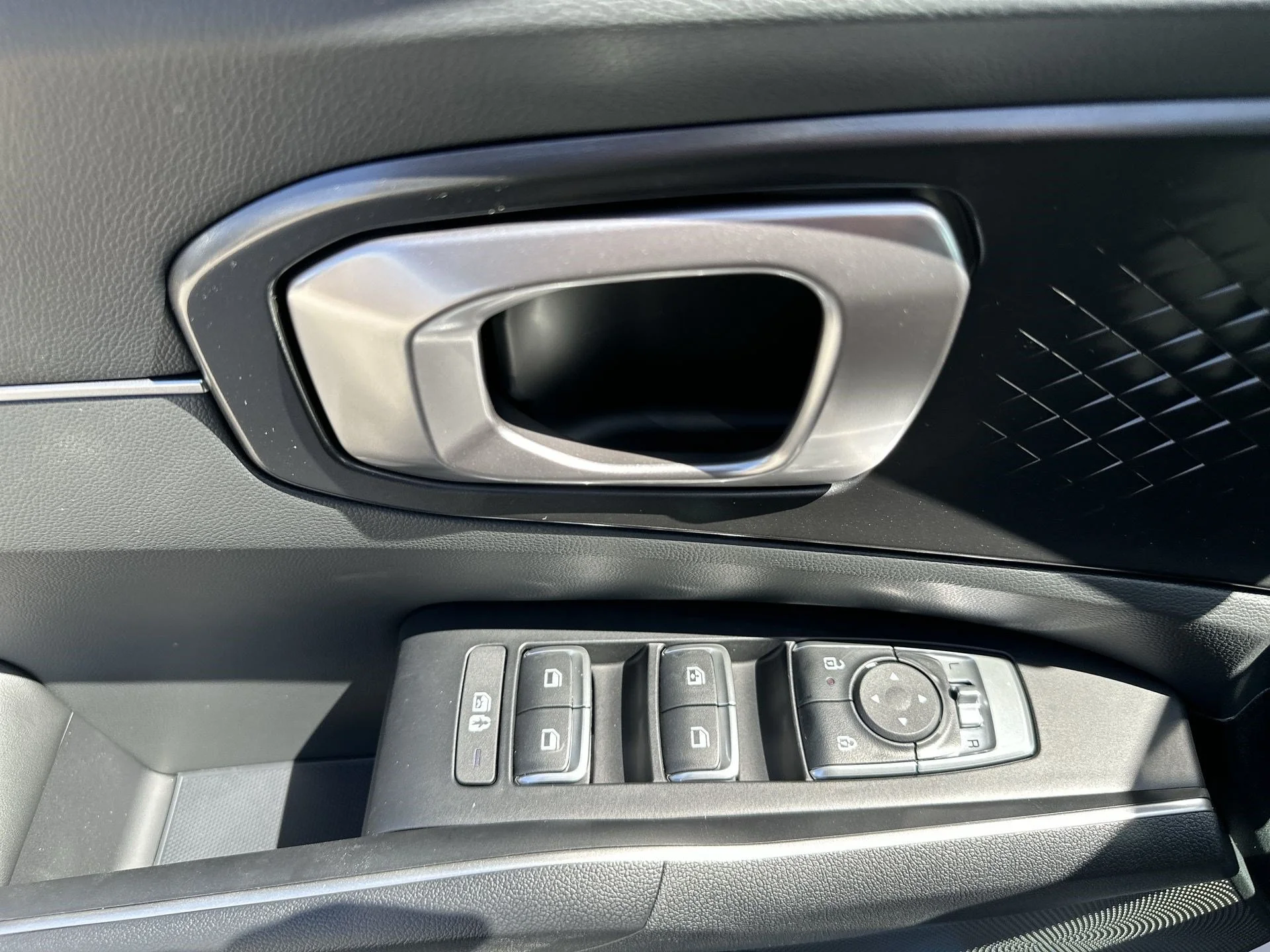 New 2026 Glacial White Pearl Kia S image 17