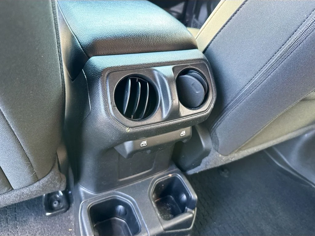 Used 2022 Gray Jeep Unlimited Sport S image 25