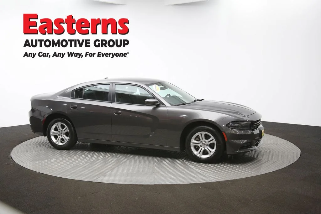 Used 2022 Gray Dodge SXT image 41