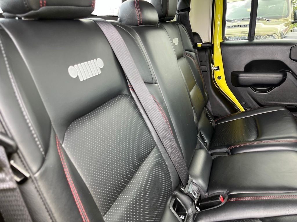 Used 2023 High Velocity Clearcoat Jeep Rubicon image 50