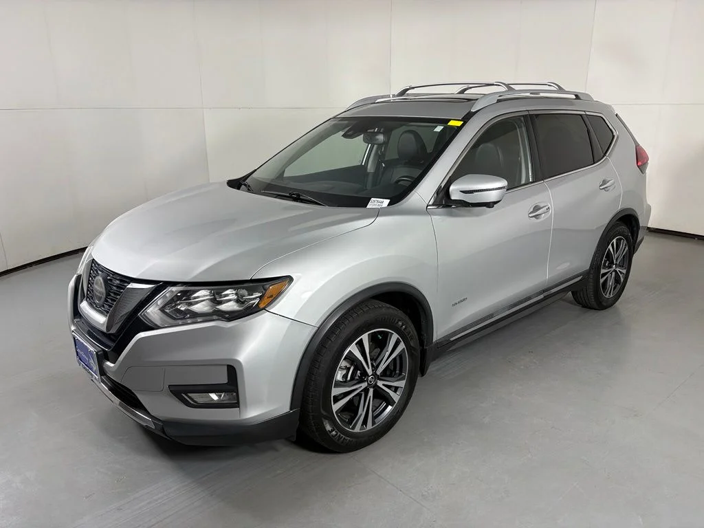 Used 2018 Silver Nissan Hybrid SL image 4