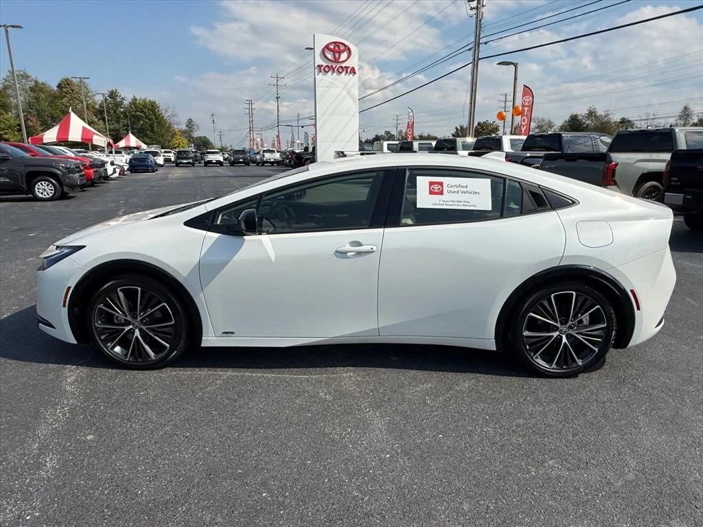 2025 Toyota Prius