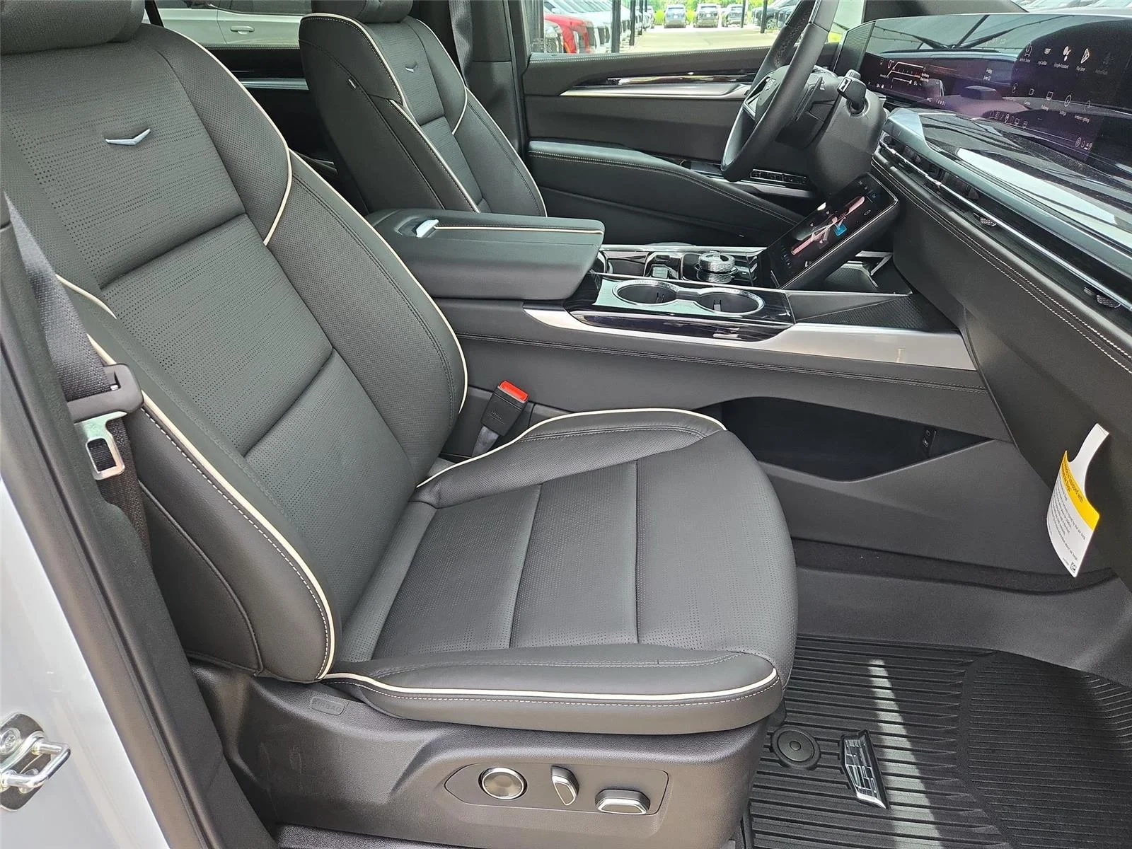 2026 Cadillac Escalade ESV Sport - Photo 29