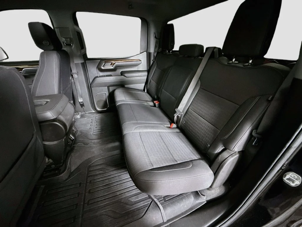 Used 2023 Black GMC SLE image 23